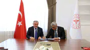 Lisans alırken hastane kuyruğu çilesi bitiyor