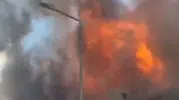 Kırkağaç’ta bir evde başlayan yangın üç evi küle çevirdi