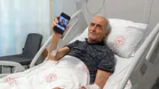 83 yaşındaki şehit babasına bıçaksız kalp ameliyatı