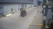 İzmir Bornova'da forklift kazası kamerada