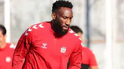 Sivasspor savunmanın sigortasıyla yola devam ediyor