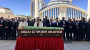 Bakan Yardımcısı Kavaklıoğlu eşini son yolculuğuna uğurladı