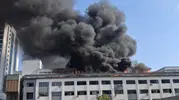 Gaziantep'te dev iş merkezinin çatısında korkutan yangın