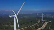 Rüzgar ve güneş aynı sahada buluşuyor