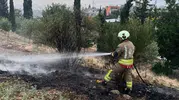 İskenderun’da otluk alanda korkutan dumanlar