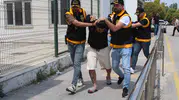 Adana'da komşusuna kurşun yağdıran saldırgan 500 saatlik kamera iziyle yakalandı