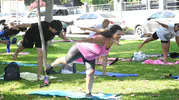 Kuşadası'nda güne sporla başlayanlar parkları dolduruyor