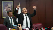 İzmit Belediye Başkanlığı koltuğuna Lütfü Obuz oturdu