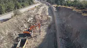 Sarıcakaya yolunda çöken duvar onarıldı