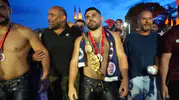 Erkan Taş Kırkpınar zaferini asırlık hamam geleneğiyle taçlandırdı