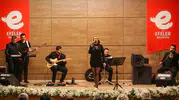 Efeler’de Perşembe akşamlarına müzik molası