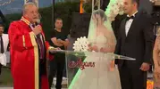 Manisa'daki düğünde nikah memuru şakası gülme krizine soktu
