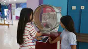 Aydınlı çocuklar yaz tatilinde laboratuvara giriyor