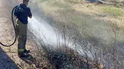 Susurluk’ta arazi yangını büyümeden söndürüldü