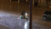 Kozan sokaklarında ani yağmur sürprizi