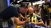 Vedat Muriqi taraftarlarla bir araya geldi