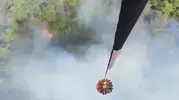 Susurluk ormanlarında yangın paniği havadan müdahaleyle kontrol altına alınıyor