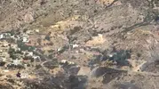 Tarihi Kahta Kalesi çevresindeki yangın söndürüldü