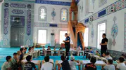 Manisalı polislerden çocuklara erken yaşta güvenlik dersi