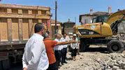 Sındırgı depremin izlerini silmeye çalışıyor