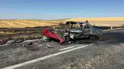 Afyonkarahisar’da iki otomobil çarpıştı ve bir araç alev aldı