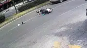 Çorlu sokaklarında motosikletli iki sürücü kaza yaptı