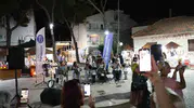 Didim’de sanat sokağı hem eğlendirdi hem birleştirdi