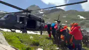 Verçenik Dağı'nda düşen dağcıyı kurtarma operasyonu başarıyla tamamlandı
