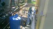 İzmir'de dehşet anları İnşaat iskelesi işçilerin üzerine çöktü