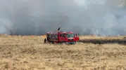 Yenişehir Havalimanı yolunda korkutan yangın
