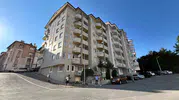 Sivas'ta Bir Apartmanın Sıra Dışı Mücadelesi Yola Çizgi Çektiler, Tabela Astılar
