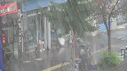 Kars'ta sağanak ve dolu hayatı felç etti Sokaklar göle döndü