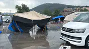 Zonguldak'ta fındık işçilerinin çadırlarını sel suları bastı