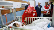 Kızılay Başkanı Kahire'de Gazzeli hastalarla buluştu, yeni destek programı duyurdu