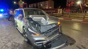 Arkadan çarpma Uşak'ta 6 kişiyi hastanelik etti