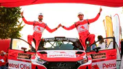 Kapadokya Rallisi'nde Kerem Kazaz farka koştu