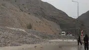 Erzurum'da aniden bastıran sağanak hayatı felç etti: Tünel çıkışında mahsur kaldılar