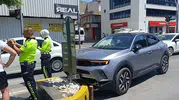 Manavgat trafiğinde direksiyon hakimiyetini kaybeden sürücü hastanelik oldu
