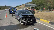 Bolu'da kafa kafaya çarpışan iki otomobilde yaralanan olmadı