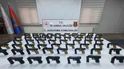 Jandarma alıcı kılığına girdi, 58 tabancayla yakaladı