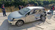 Mudurnu yolunda kamyon ve otomobil çarpıştı
