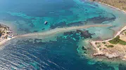 Ayvalıkta deniz çekilince adalar arası yürüyüş yolu açılıyor