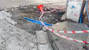 Şavşat’ta aşırı yağış yolları ve elektrik hatlarını vurdu