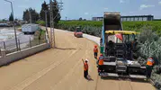 Mersin'de sanayi ve tarım trafiğini rahatlatan asfalt çalışması