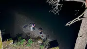Göksu Çayı’nda botla mahsur kalan iki kişiyi ekipler kurtardı