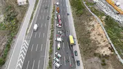Sarıyer trafiğinde otomobil ve kamyon çarpıştı