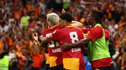 Galatasaray zirveye yerleşti Göztepe karşısında 3-2'lik zafer