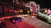 Bodrum’da sabah vakti dükkana giren lüks araç ortalığı birbirine kattı