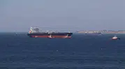 Dev petrol tankeri Çanakkale'de dümen arızasıyla durdu