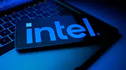 Intel devasa yatırım için 15 milyar dolarlık hisse satıyor